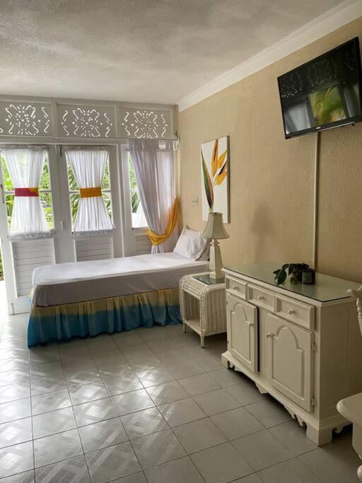Lush Tropical Apartment Located In A 4-Star Resort Runaway Bay Exterior foto